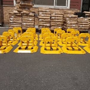 Professional Folding Parking Barrier Distributor - Heavy-Duty Manual & Automatic Parking Blockers for Civil Construction Projects